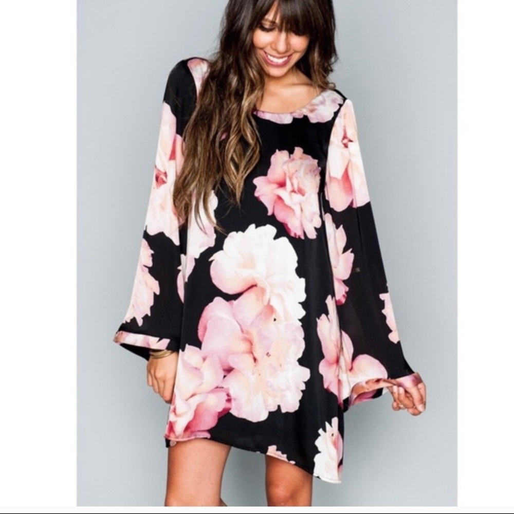 🌺SHOW ME YOUR MUMU🌺Final Rose floral flare MED